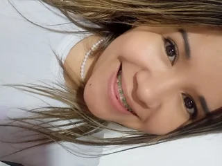 KhloeMilkExtreme live cam video preview