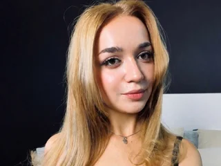 MochiiMia video