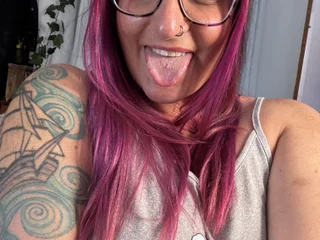 PoppyPrynne video