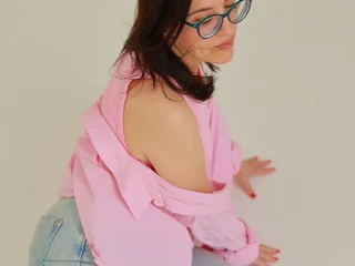 Enigma_Beauty Caucasian webcam from Ukraine