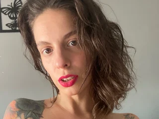 Thequeenofwands Spanish webcam from Argentina